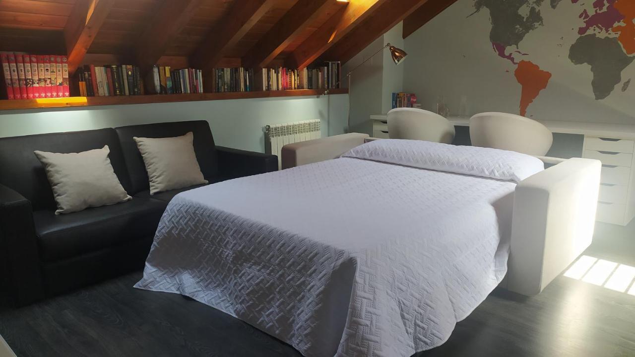 Holiday home Tejedor Morillo de Monclus